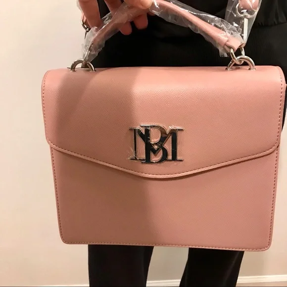 PRIVATELY SOLD!!! Badgley Mishka pink vegan leather and silver metal crossbody - Picture 4 of 10